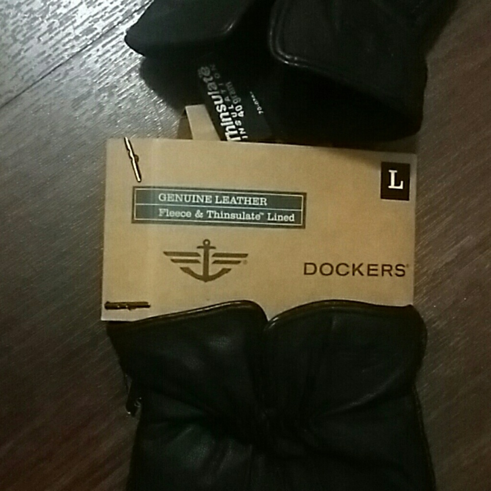 Gloves - Picture 2 of 4